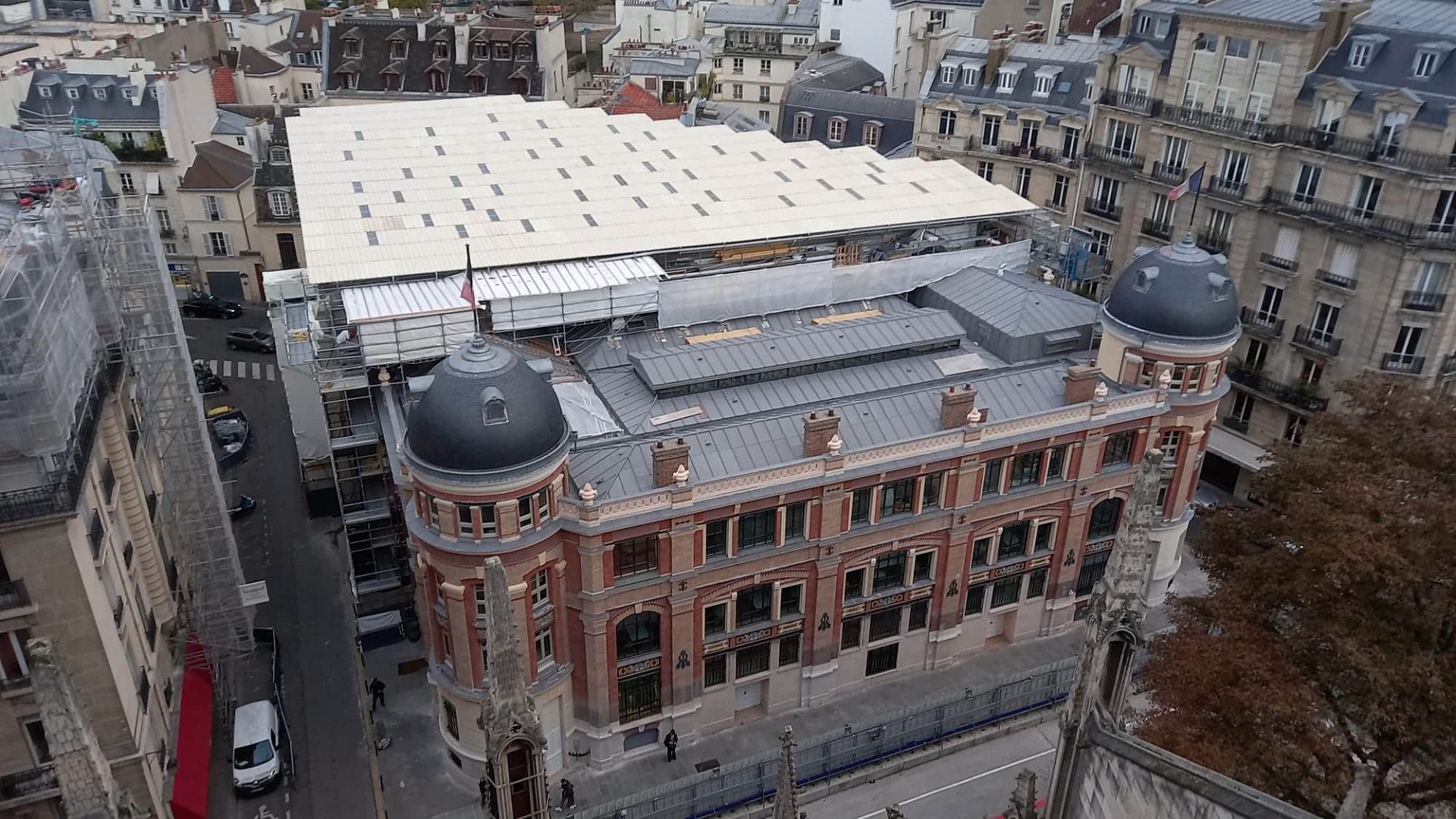 Préfecture de Police de Paris – Immeuble Massillon – 75004 Paris