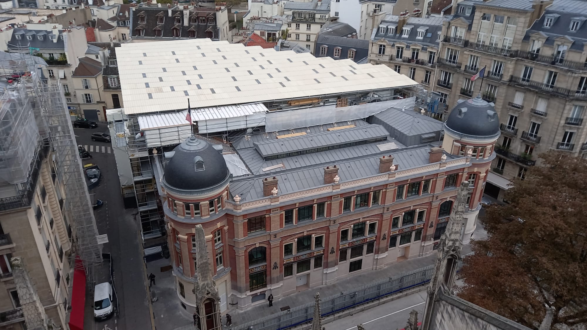 Préfecture de Police de Paris – Immeuble Massillon – 75004 Paris