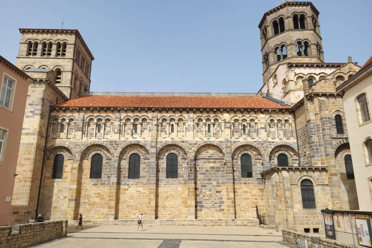 Restauration du patrimoine bâti par l'entreprise Louis Geneste - Spécialiste en maçonnerie et taille de pierre